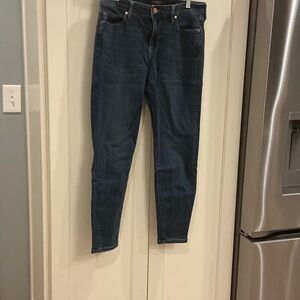 Women’s Liverpool ankle skinny jeans, size 10.